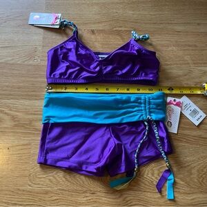 Girls California Kisses active/dance outfit set-size medium